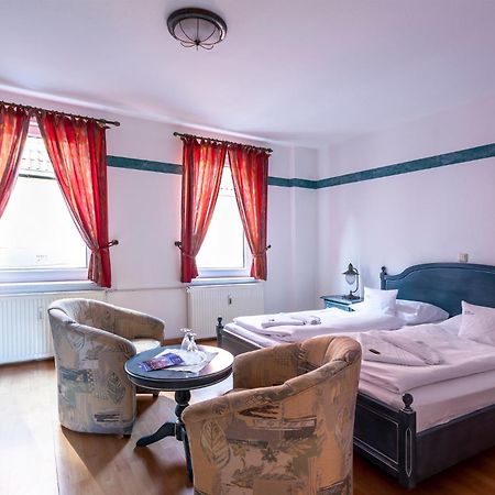 U-Nautic Restaurant & Pension Waren  Kamer foto