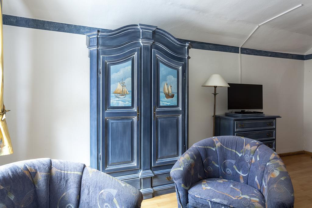 U-Nautic Restaurant & Pension Waren  Kamer foto